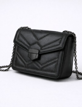 Minimal Chain Crossbody Bag